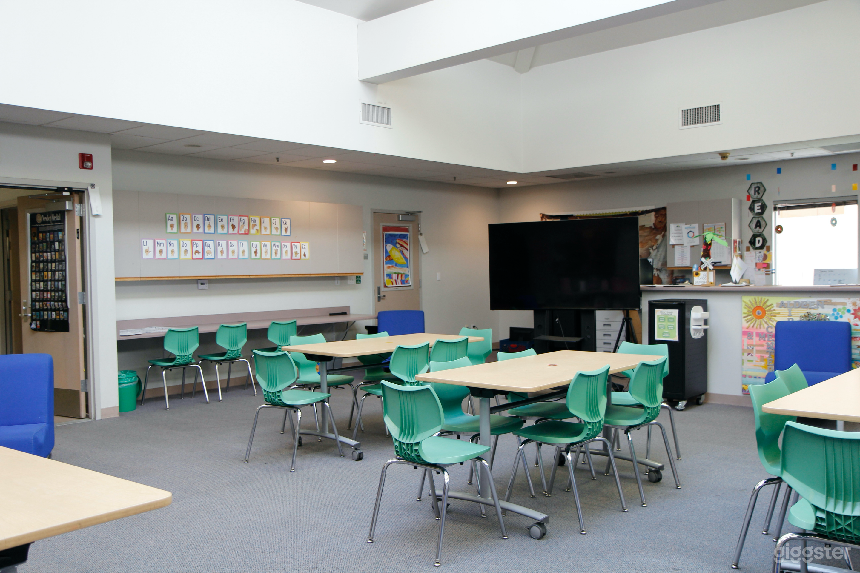 School, Auditorium, Classrooms, Basketball, Soccer Photo 1