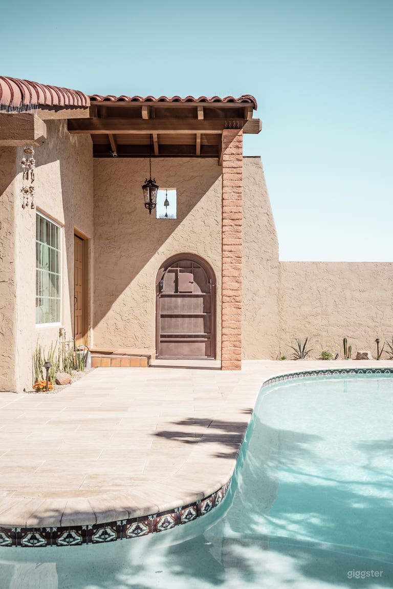  Glam Scottsdale Retreat 