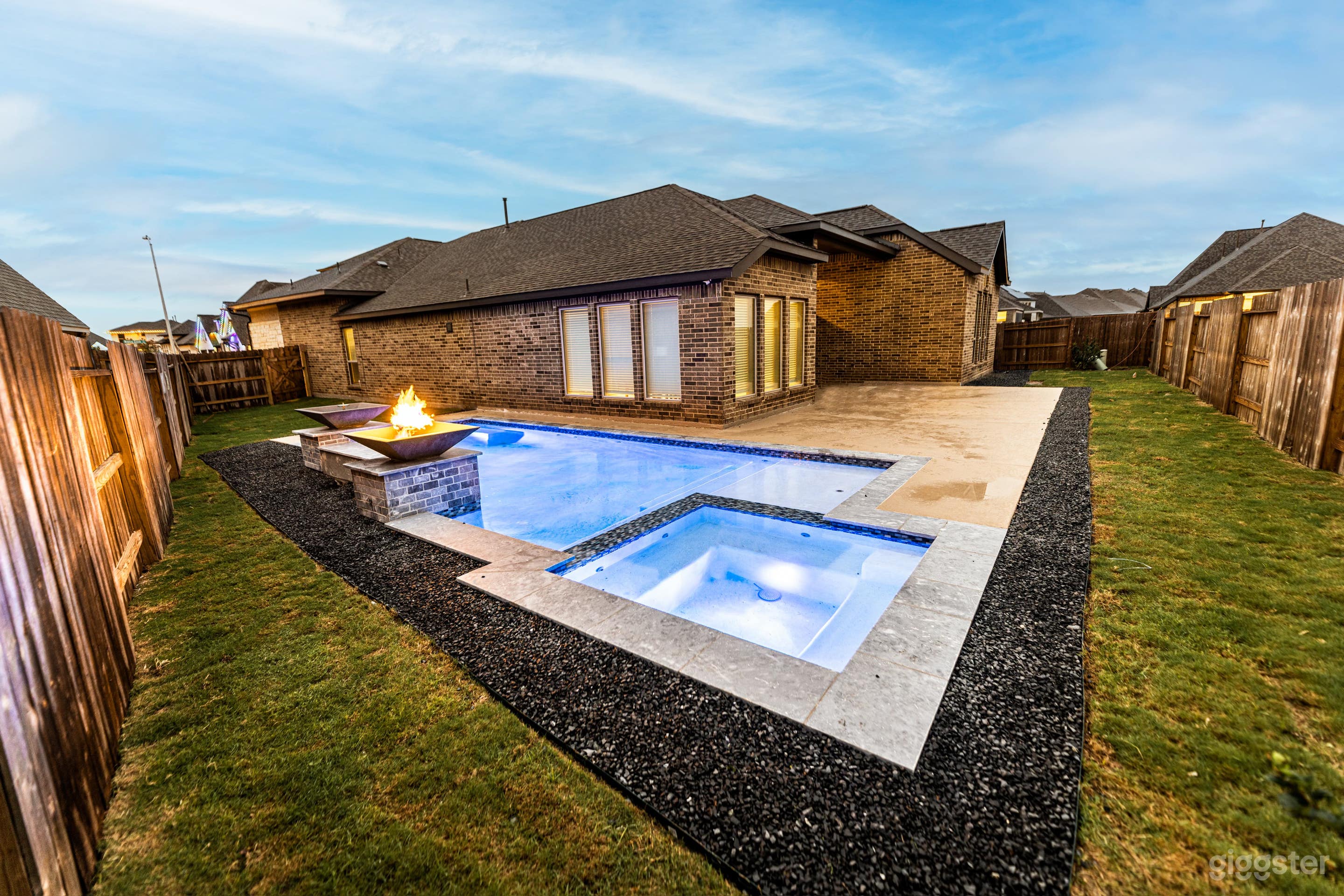 Luxury Hidden Gem w/ Private Pool &amp; Spa - Houston Photo 2