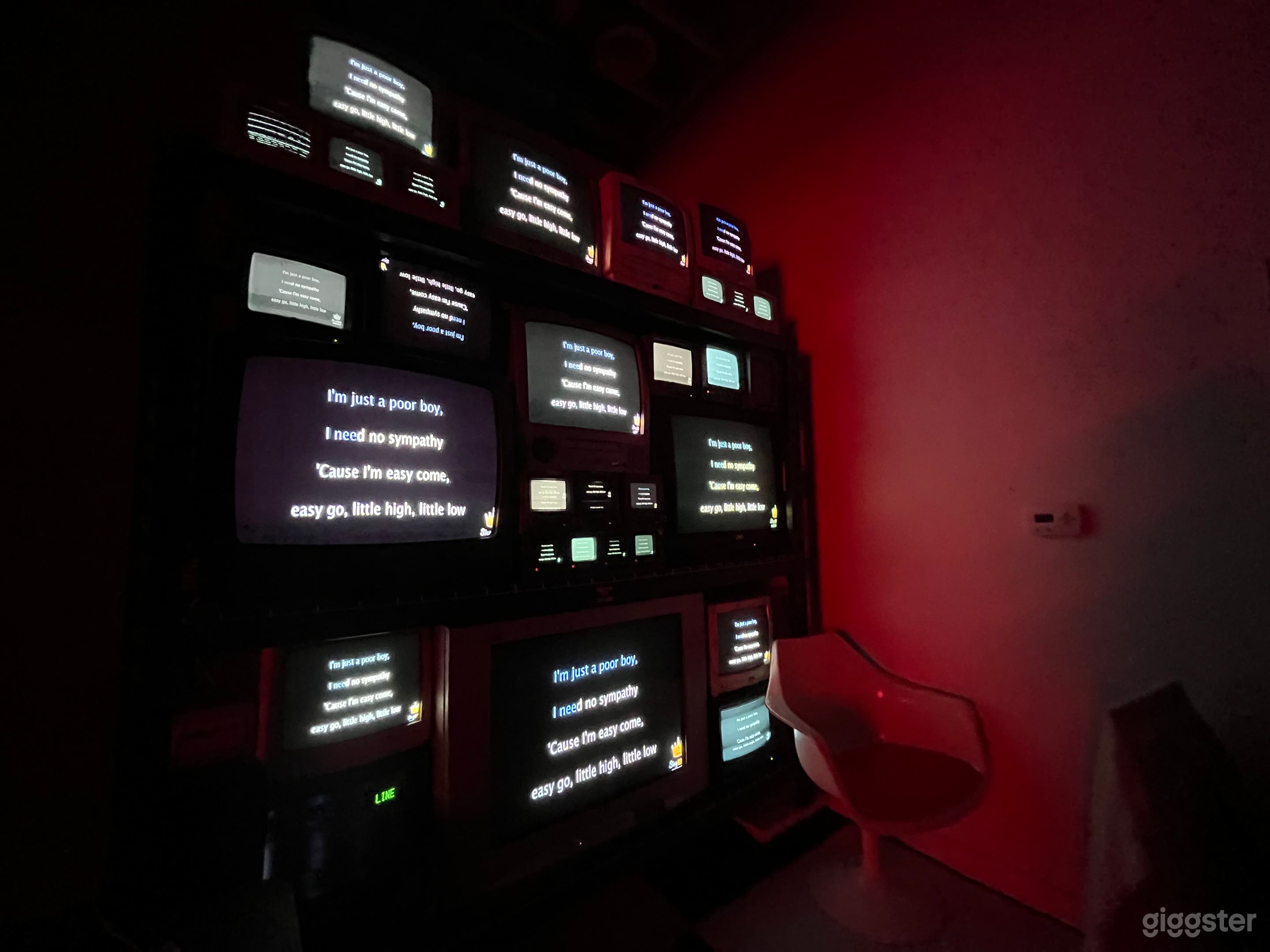 TV Wall (customizable) + Bar/Event/Karaoke Space Photo 2