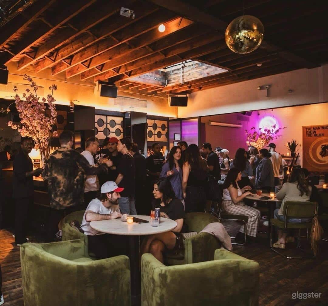 2,400 sq ft Indoor–Outdoor Venue Photo 4