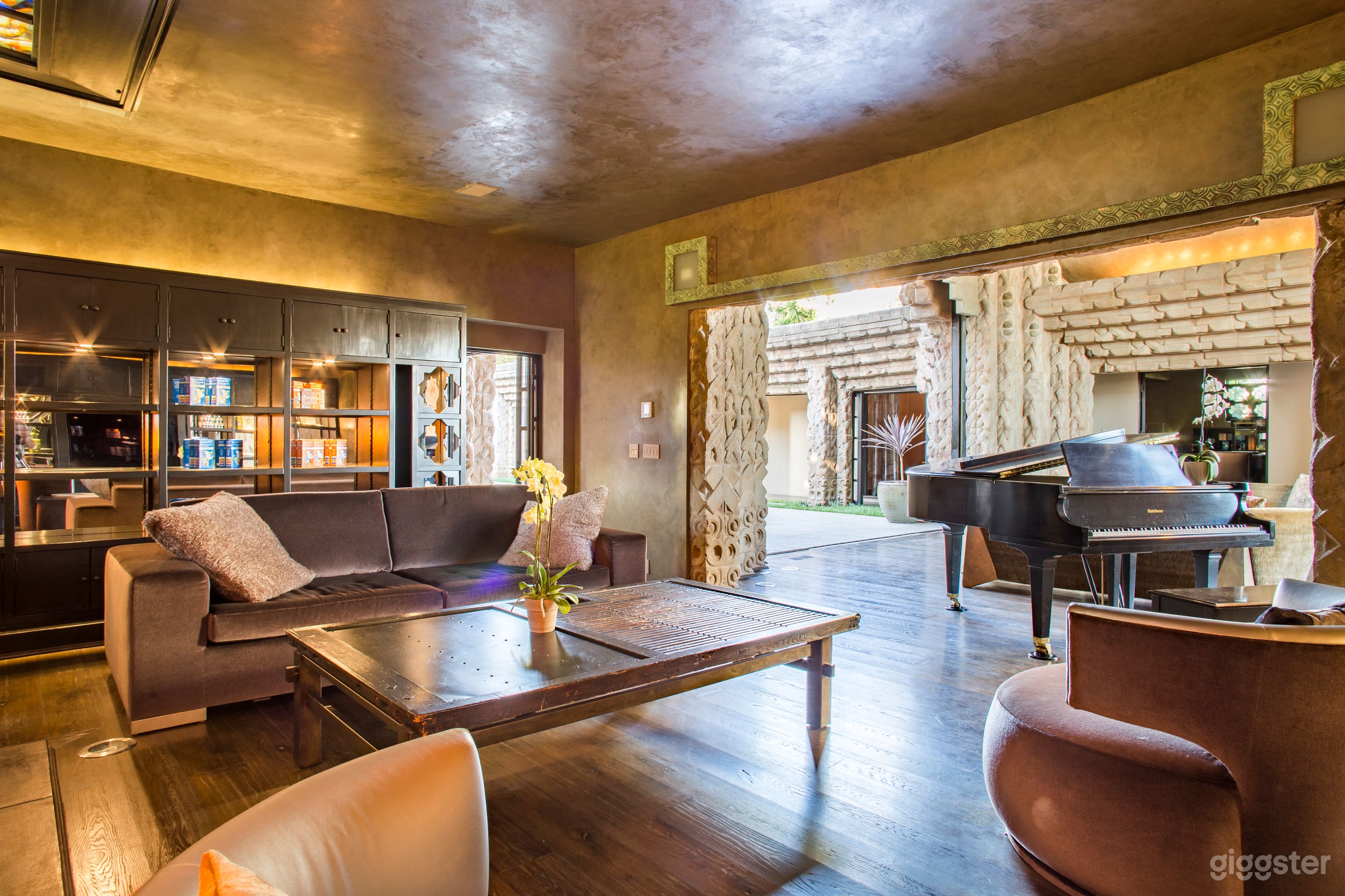 Exotic No.310 Photo 4