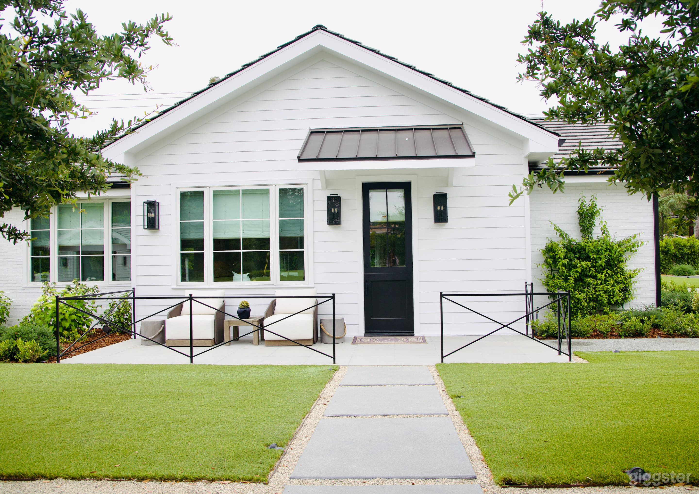 Modern Farmhouse Retreat // Hidden Hills  Photo 1