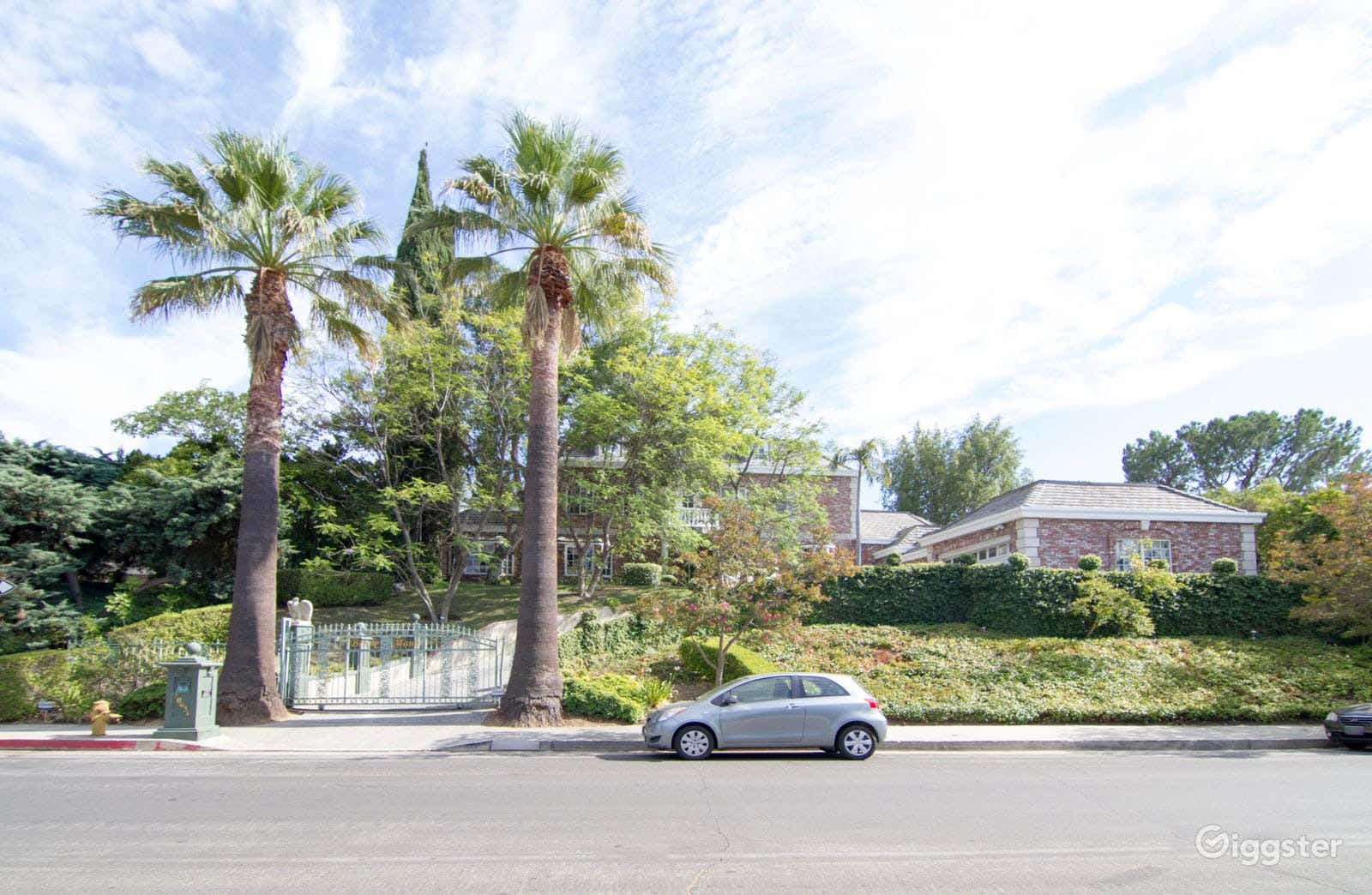 Woodland Hills, CA venues