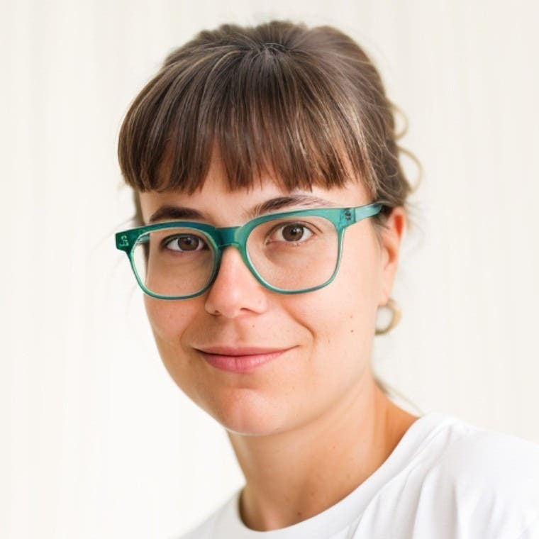 Irina P.