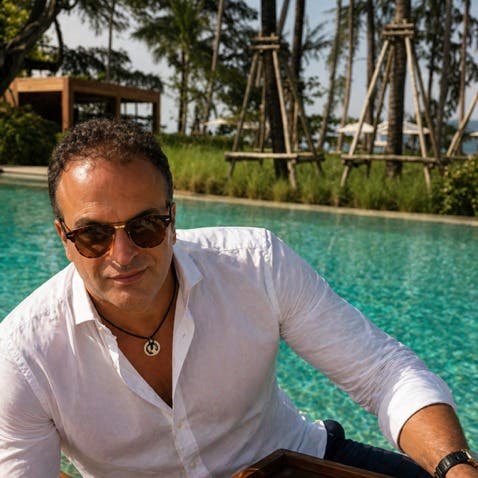 Laurent B.