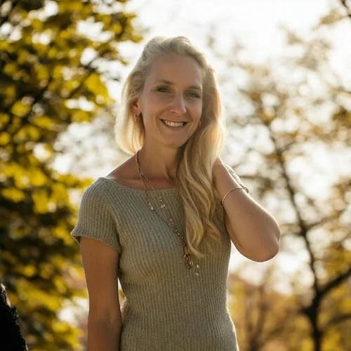 Sabrina B.