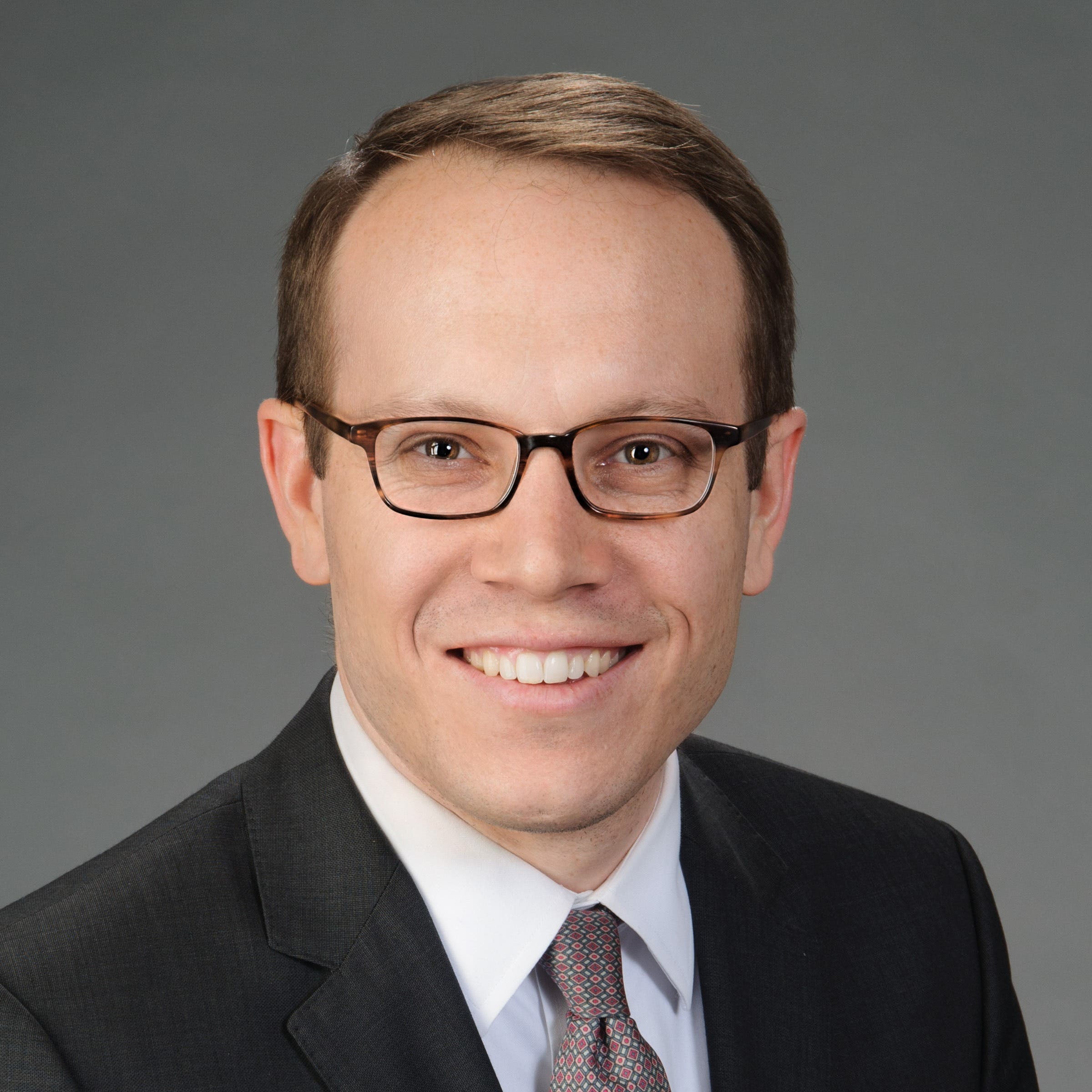 Dan E.