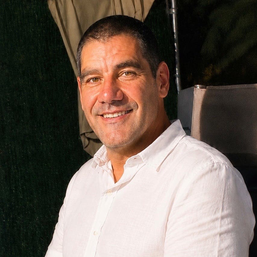 Carmelo M.