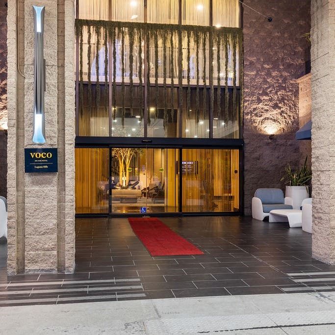 voco Laguna Hills b.