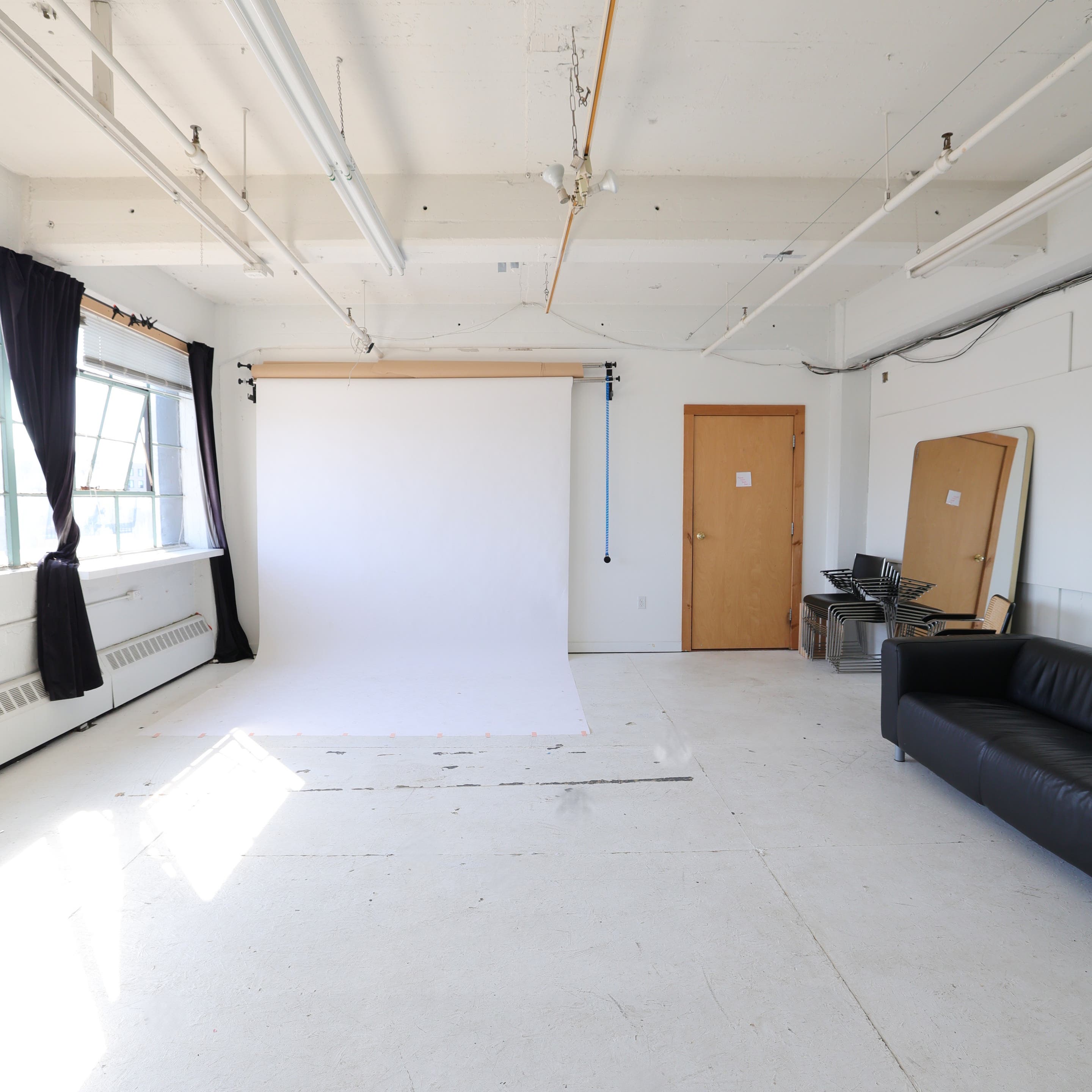 Studios T.