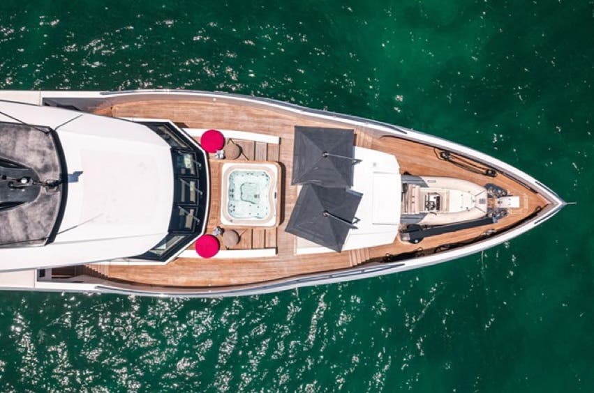 Luxury Booking Team M.